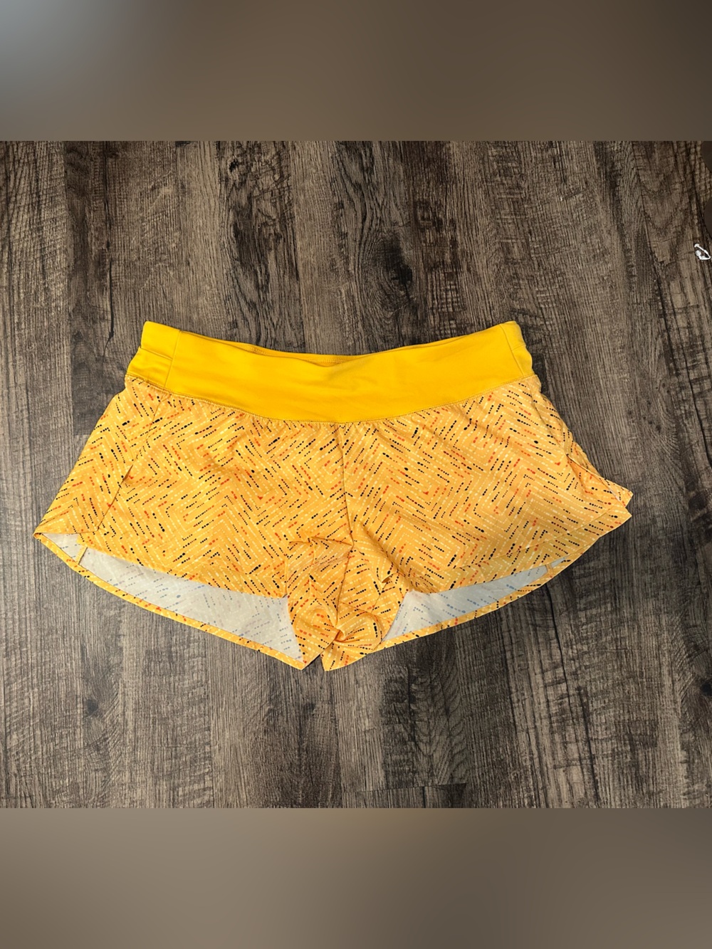 CALIA by Carrie Underwood Yellow Printed Running Shorts NWT Women’s 2X